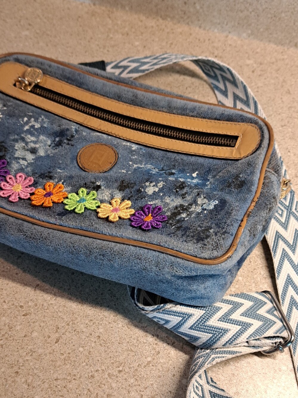Vintage Fendi Roma Boho Rehabed Crossbody Bag - Picture 12 of 16